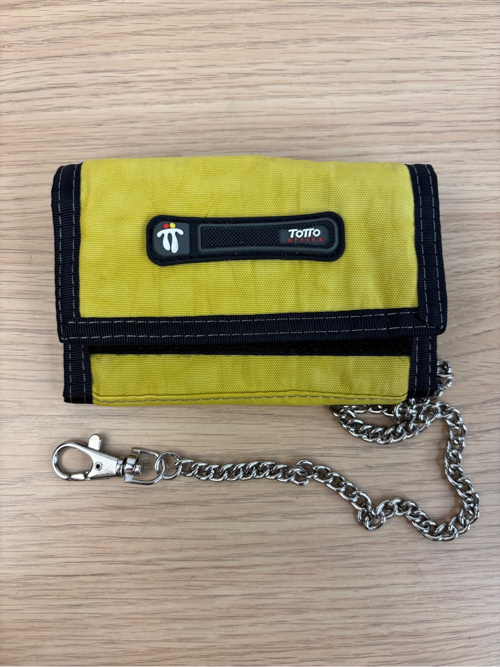 Vintage TOTTO Afrika Yellow Canvas Wallet with Black Trim and Chain New!